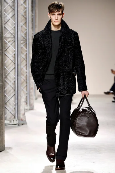 Look 8